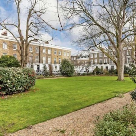 2 Bedroom Apartment Just Off Kings Road Londra Esterno foto