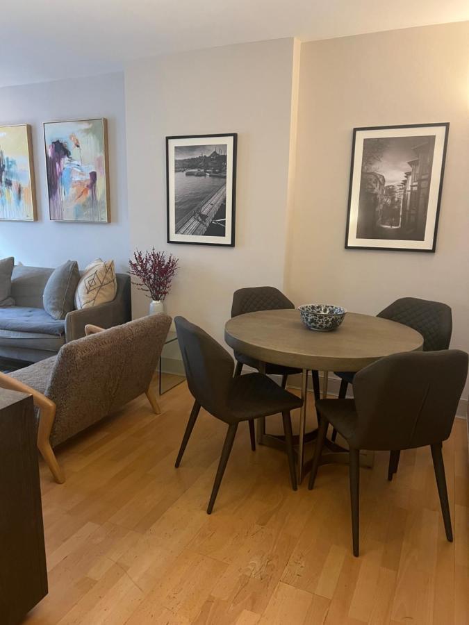 2 Bedroom Apartment Just Off Kings Road Londra Esterno foto